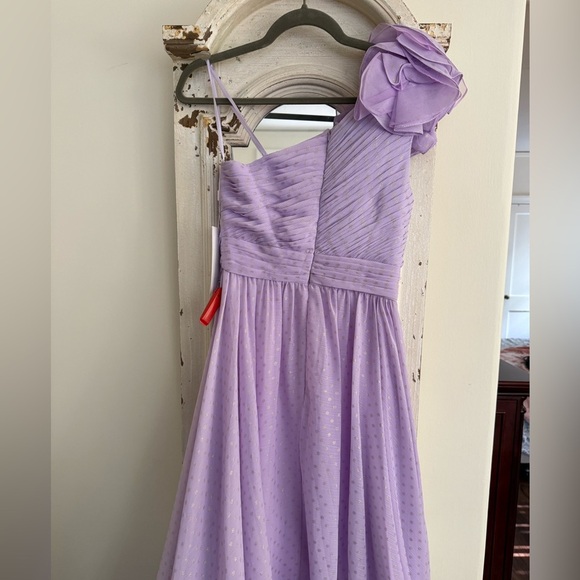 NWT Mac Duggal Lilac One-Shoulder Gown size 4 - Picture 10 of 13